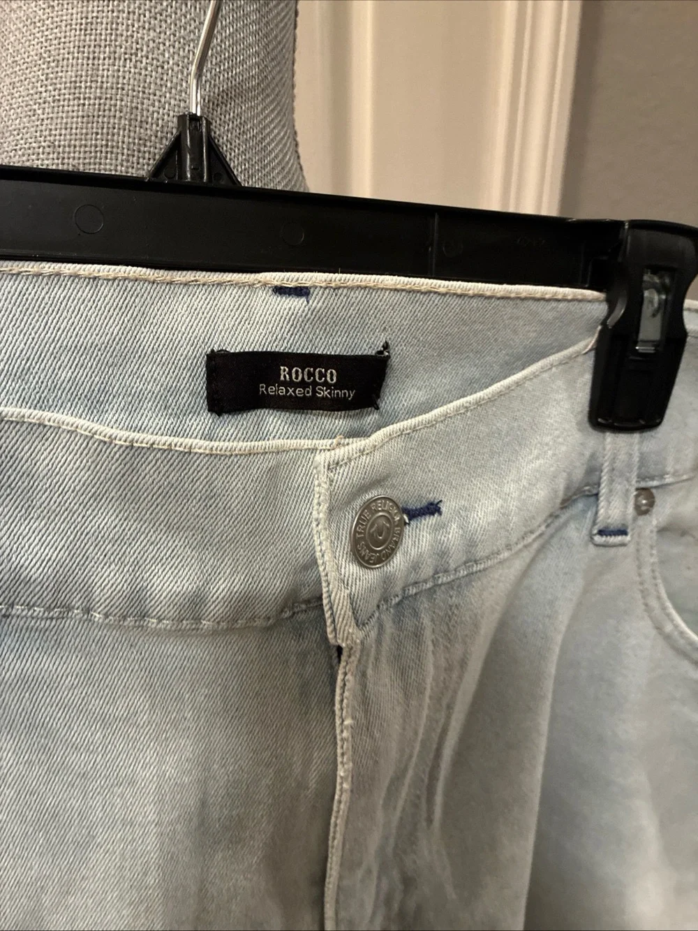 True religion mens Rocco’s relax skinny shorts size 42
